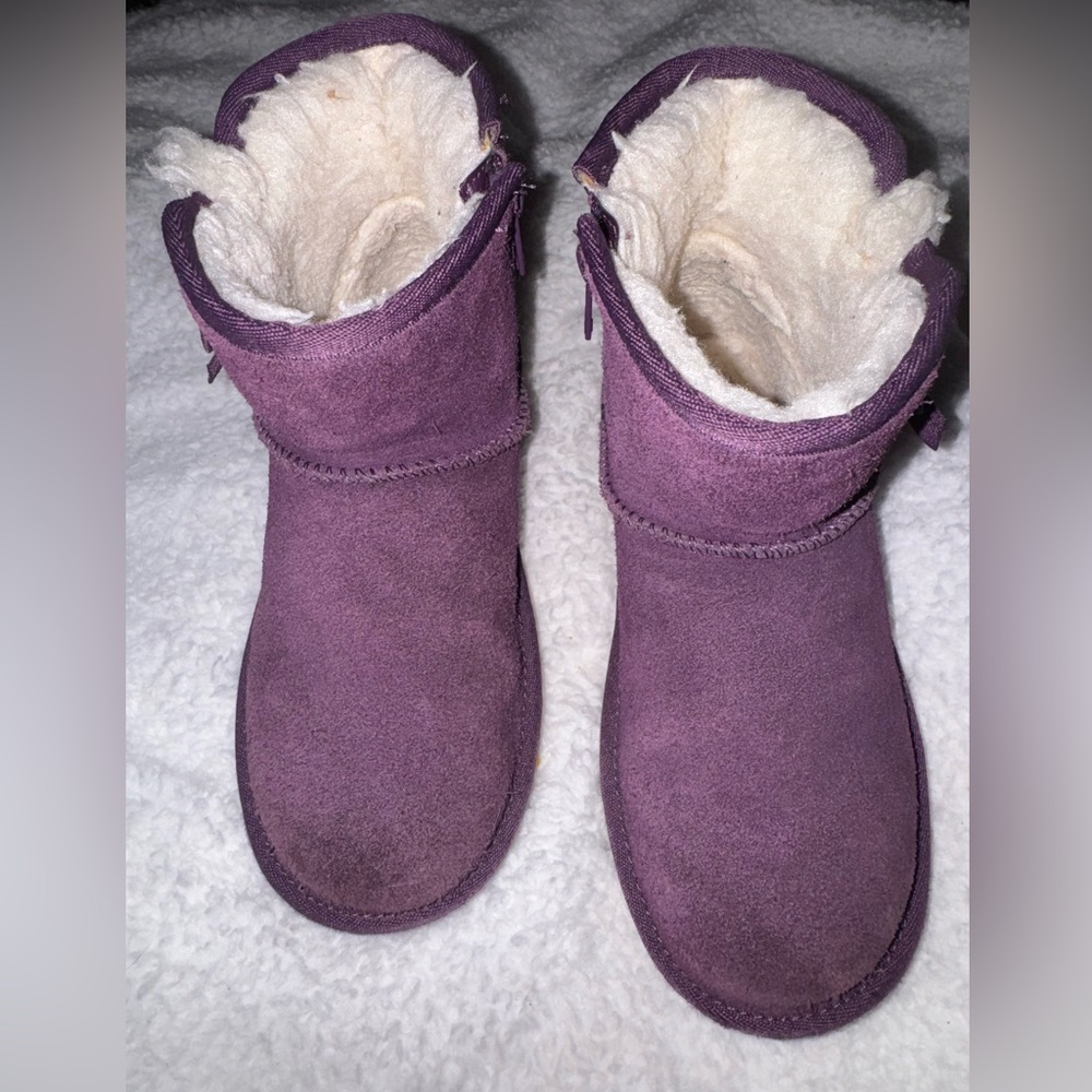 Girls Koolaburra by Uggs Sz 2 purple